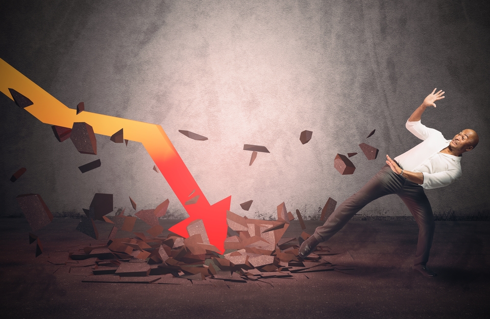 Ripple (XRP) is Plunging, But It's Too Early to Say Bulls Have Given Up