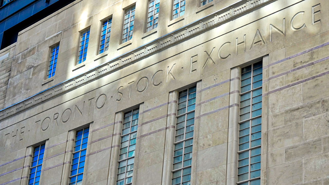 Bitcoin Fund Debuts on Canada’s Biggest Stock Exchange