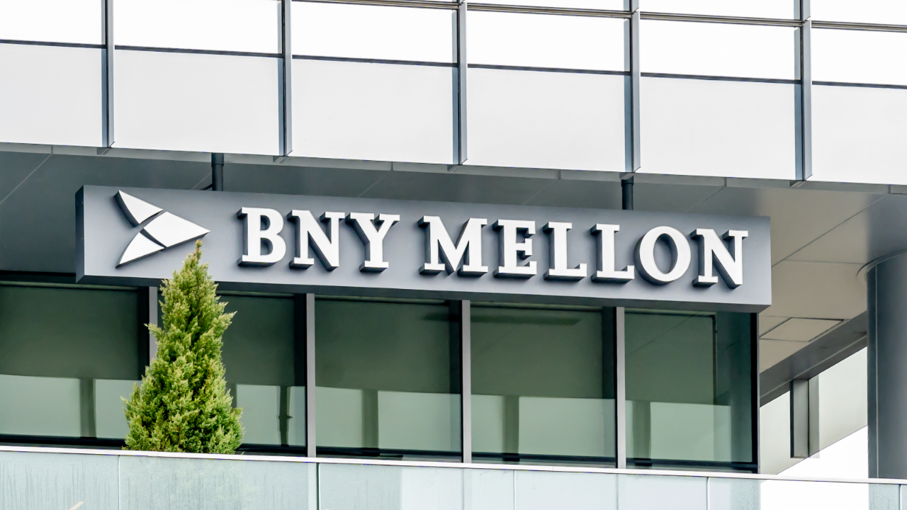 Oldest US Bank BNY Mellon Sets Up Crypto Unit — Will Hold, Transfer, Issue Bitcoin for Clients