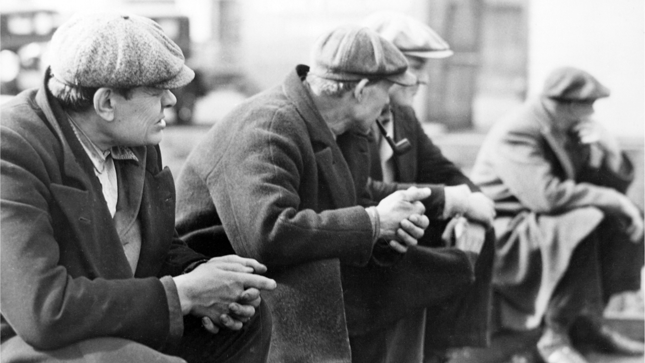 US Treasury Yield Curve Highlights Recession Signals, Analyst Thinks Fallout Will Be '10x Worse Than the Great Depression'