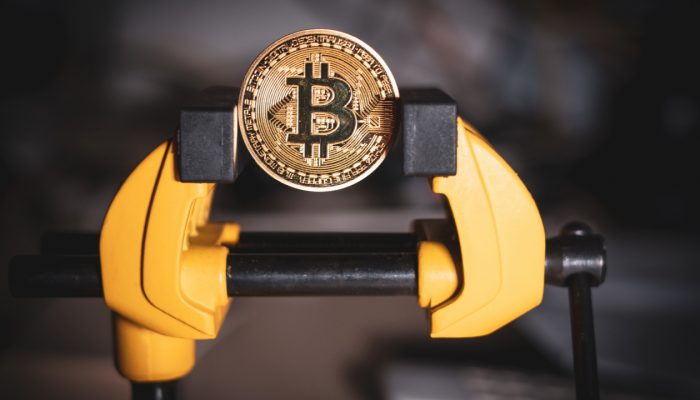 $4B in Bitcoin Mining Loans Are in Distress — JPMorgan Analyst Says Price Pressure Stems From Miner Sales – Bitcoin News