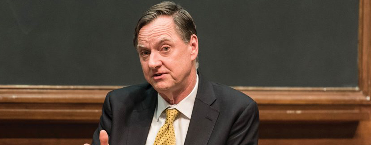 The Fed Is ‘Resolute’ on Hiking Interest Rates, Tightening Monetary Policy to Tame Inflation — Gold and Stocks Sink The Fed Is ‘Resolute’ on Hiking Interest Rates, Tightening Monetary Policy to Tame Inflation — Gold and Stocks Sink
