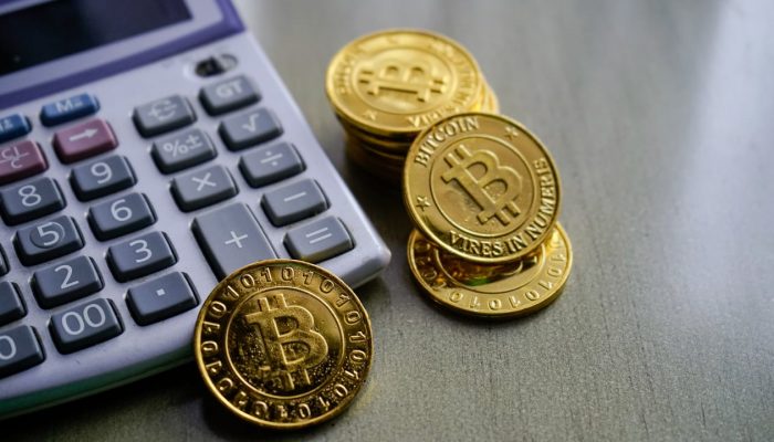 Bitcoin's Average and Median-Sized Network Fees Rose 40% Higher in March