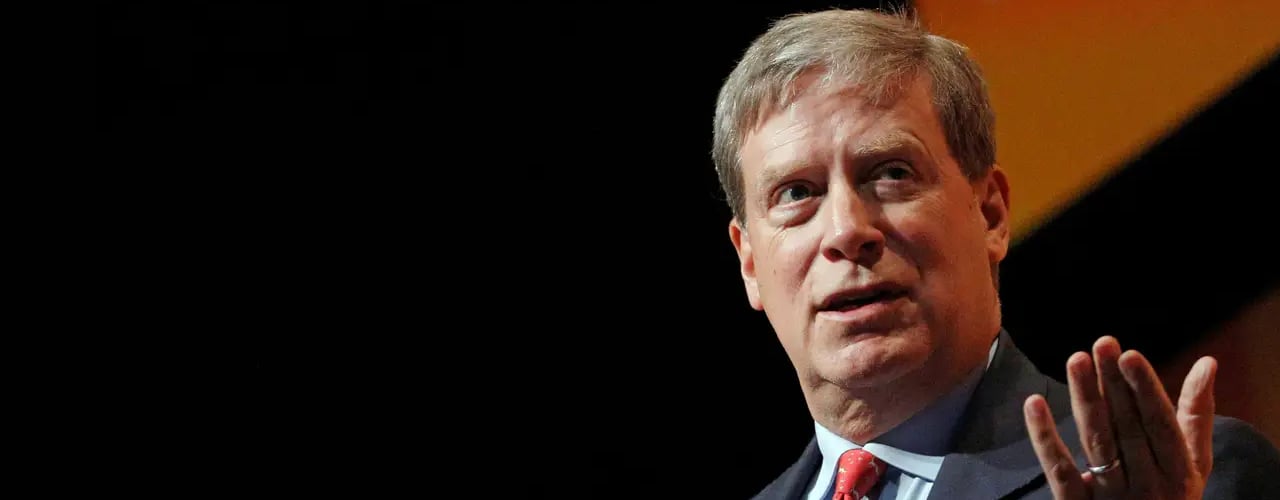 Hedge Fund Mogul Stanley Druckenmiller Warns of ‘Hard Landing’ for US Economy